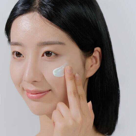 SKIN1004 HYALUCICA SUN SERUM SPF50 PA